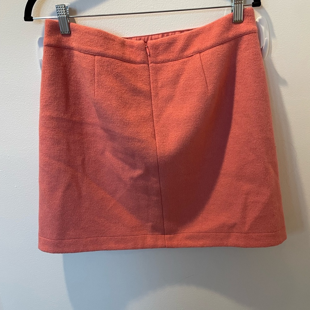Loft Skirt with zipper closure and decorative buttons - Picture 3 of 4